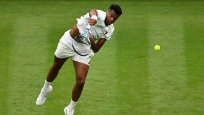 Giovanni Mpetshi Perricard sets Wimbledon record with 153 mph serve - ESPN