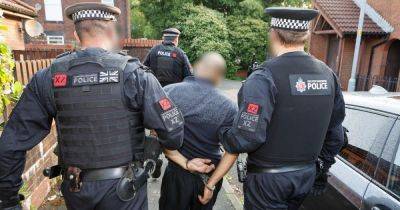 BREAKING: Police storm homes in sudden dawn raids on suspected child sex offenders - manchestereveningnews.co.uk - county Oldham