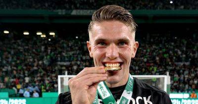 Viktor Gyokeres' private Man United transfer feelings emerge as Garnacho sent brutal message