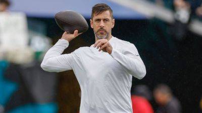 Sources -- QB Rodgers with Steelers, signs one-year, $13.65M deal - ESPN