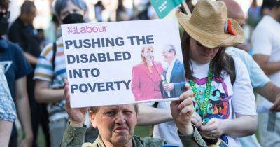 Welfare reform bill LIVE as MPs vote on DWP benefit cuts amid mass Labour rebellion - manchestereveningnews.co.uk