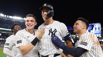 Giancarlo Stanton - Cal Raleigh - Yankees exploit Mariners closer's incoming pitches with wild movements to relay signs - foxnews.com - New York