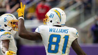 Justin Herbert - Mike Williams - El Segundo - WR Mike Williams retires, cutting short Chargers return - ESPN - espn.com - Los Angeles