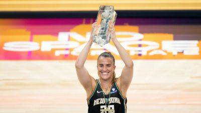 Steph Curry - Sabrina Ionescu - With Caitlin Clark out, Sabrina Ionescu wins WNBA 3-point contest - foxnews.com - New York - state Indiana - area District Of Columbia - county Curry