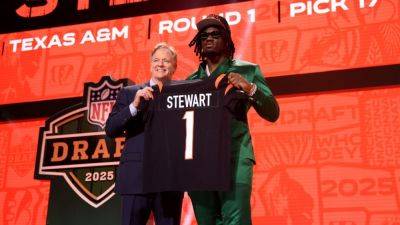 Still unsigned, Bengals rookie Shemar Stewart doesn't report - ESPN