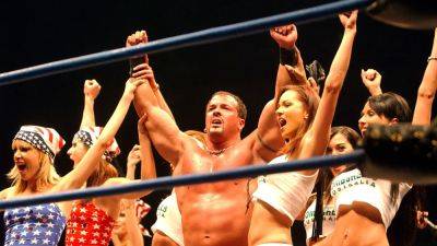 Ex-pro wrestling star Buff Bagwell gets right leg amputated: 'This is hard'