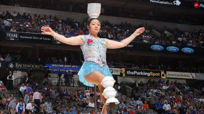 Red Panda injured during Commissioner's Cup performance - ESPN