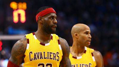 Mark J.Rebilas - Nick Wright - LeBron James' former teammate explains why it 'sucks' playing with him - foxnews.com - Usa - Los Angeles - state Arizona - county Cleveland - county Cavalier