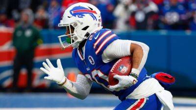 Source - Nyheim Hines to Chargers after two years out injured - ESPN