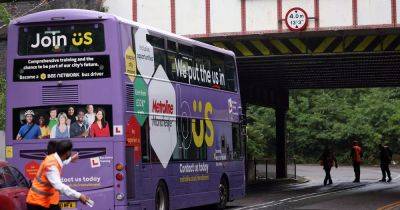 Trains cancelled in Manchester after ANOTHER bus crashes into a bridge - manchestereveningnews.co.uk - state Indiana - county Lane - county Newton - county Barton
