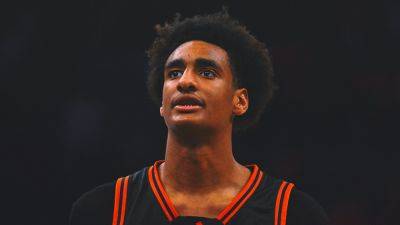 USC's Alijah Arenas Out 6-to-8 Months Due to Knee Surgery