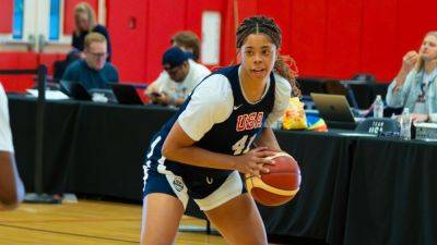 USC lands Saniyah Hall, No. 1 hoops recruit in 2026 class - ESPN