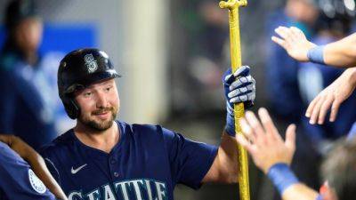 Cal Raleigh hits tiebreaking solo shot in Mariners' win - ESPN