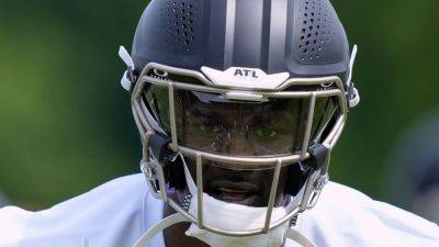 Falcons training camp skirmishes get heated, go 'a little too far' - ESPN