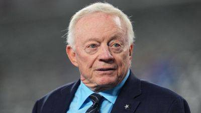 Jerry Jones - George Pickens - Jerry Jones faces 'Pay Micah' chants from Cowboys fans at training camp session - foxnews.com - county Jones - state Louisiana - parish Orleans