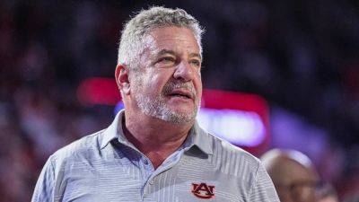 Bruce Pearl - Barack Obama - Auburn's Bruce Pearl needles Obama over statement on Gaza - foxnews.com - New York - Iran - Israel - Palestine