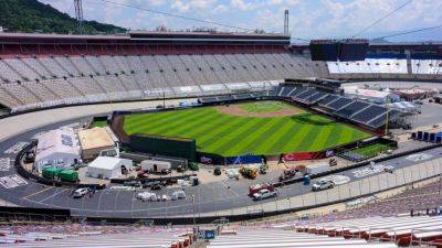 MLB Speedway Classic to break single-game attendance record - ESPN
