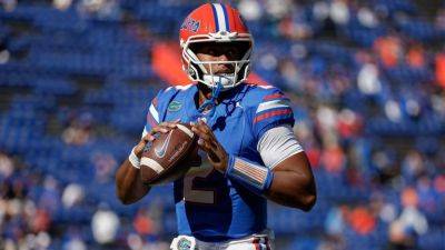 Florida's DJ Lagway has calf strain, in boot at start of fall camp - ESPN