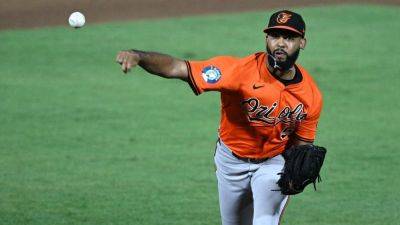 Blue Jays get RHP Seranthony Dominguez in trade with Orioles - ESPN