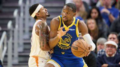 Phoenix Suns - Jonathan Kuminga - Sources - Jonathan Kuminga declining Warriors' offer over terms - ESPN - espn.com - county Kings