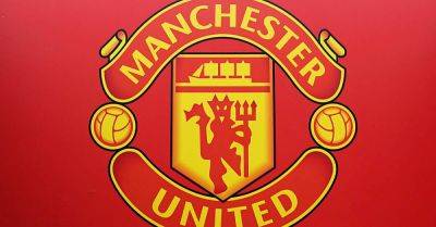 Manchester United sign teenage Paraguayan defender Diego Leon