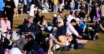Wimbledon fans face travel delays as they race to see Cameron Norrie