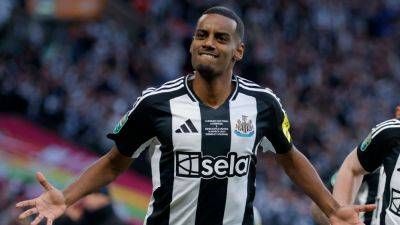 Liverpool bid for Alexander Isak rejected by Newcastle - sources - ESPN