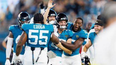 Ford Field - Jaguars' Cam Little nails would-be-record 70-yard FG - ESPN - espn.com