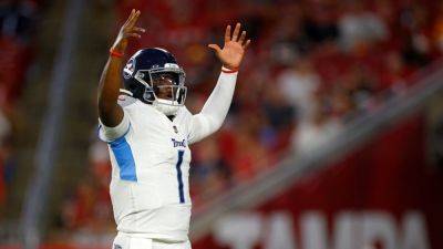 Calvin Ridley - Tony Pollard - Titans rookie QB Cameron Ward leads TD drive in debut - ESPN - espn.com - state Tennessee - county Bay