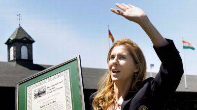 Monica Seles - International - Monica Seles diagnosed with chronic neuromuscular disease - ESPN - espn.com - France