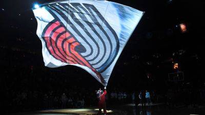 Carolina Hurricanes - Brian Windhorst - Sources - Tom Dundon agrees to buy Trail Blazers, stay in Portland - ESPN - espn.com