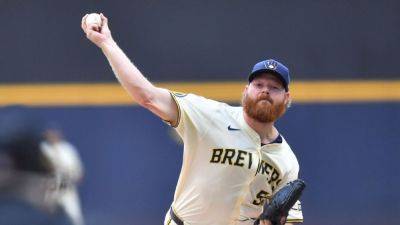 Brewers keep rolling, win free burgers with 12th straight victory - ESPN
