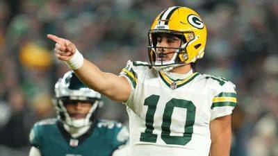 Packers' Jordan Love had surgery now so he'd be ready for Week 1 - ESPN
