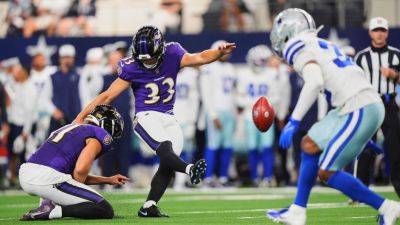 John Harbaugh - Justin Tucker - Tyler Loop drills 5 field goals, then named Ravens' kicker - ESPN - espn.com - county Dallas