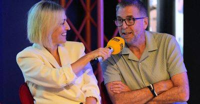 Match of the Day: Mark Chapman makes quip as show starts life after Gary Lineker