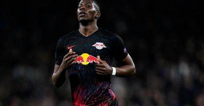 Sunderland sign Paris St Germain defender Nordi Mukiele on four-year deal