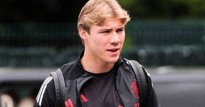 Andre Onana - Viktor Gyokeres - Man Utd - Ruben Amorim - Benjamin Sesko - Rasmus Hojlund - Rasmus Hojlund left out of Man Utd squad for Arsenal game amid exit speculation - breakingnews.ie