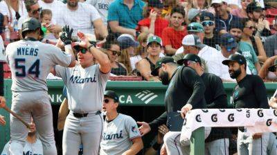 Marlins' Dane Myers heckled at Fenway before hitting key HR - ESPN