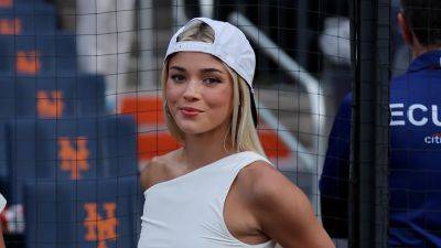 Travis Kelce - Johnny Manziel - Page VI (Vi) - Taylor Swift - Olivia Dunne - Olivia Dunne following Taylor Swift guide to dating pro athlete - foxnews.com - New York - state Missouri - county Taylor - county Swift
