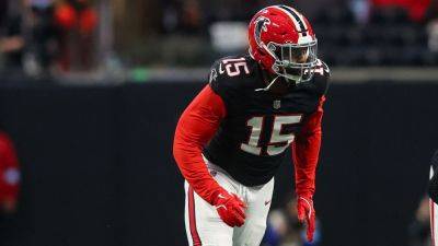 Mike Macdaniel - Source - Dolphins add veteran Matthew Judon to boost pass rush - ESPN - espn.com - county Miami - county Garden