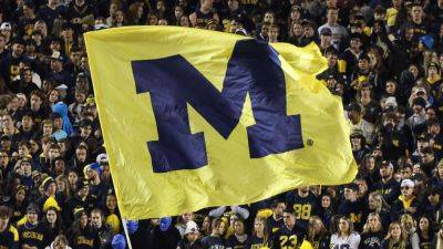 Michigan secures commitment from No. 2 RB prospect Savion Hiter - ESPN