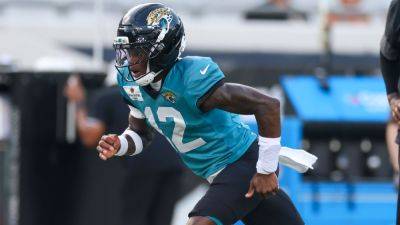 Jaguars' Travis Hunter plays offense, defense in scrimmage - ESPN