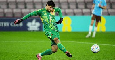 Manchester United target Antwerp goalkeeper Senne Lammens