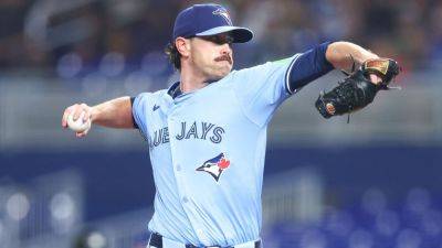 Blue Jays' Shane Bieber dominant in long-awaited return - ESPN