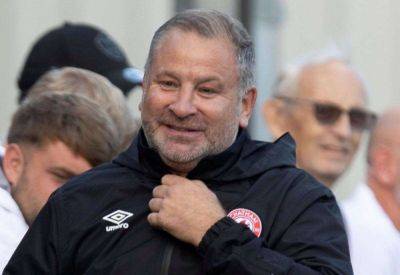 Kevin Hake - Medway Sport - Chatham Town manager Kevin Hake looks ahead to Isthmian Premier derby with Folkestone Invicta after Ben Allen scored from near the halfway line against Aveley - kentonline.co.uk