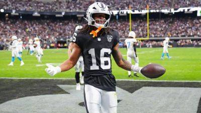 Source - Raiders' Jakobi Meyers, seeking extension, requests trade - ESPN