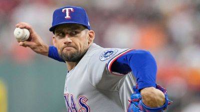 Rangers' Nathan Eovaldi has rotator cuff strain, likely done for '25 - ESPN