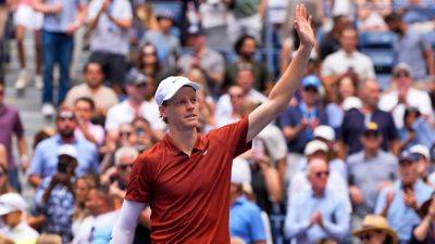 Roger Federer - Carlos Alcaraz - Rod Laver - Taylor Fritz - Jannik Sinner drops just 4 games in first-round US Open win - ESPN - espn.com - France - Italy - Usa - Australia - Czech Republic - New York