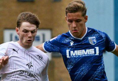 Gareth Ainsworth - Matthew Panting - Sam Gale - Medway Sport - Gillingham defender Sam Gale says boss Gareth Ainsworth’s motivation skills are making him feel as if he is invincible - kentonline.co.uk