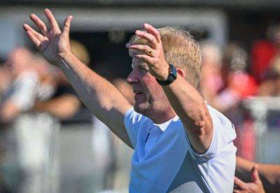 Sam Smith - Matthew Panting - Dartford manager Ady Pennock insists there’s no discipline issue at the club and says he’s puzzled by refereeing decisions after four red cards in three Isthmian Premier away games - kentonline.co.uk